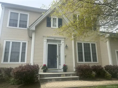 10 Limerick Court White Plains NY 10603