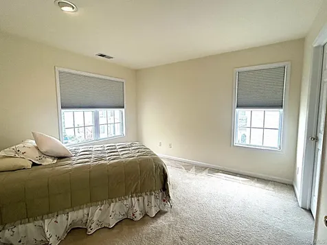 10 Limerick Court White Plains NY 10603