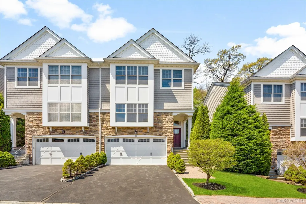 22 Hidden Ridge Court Scarsdale NY 10583