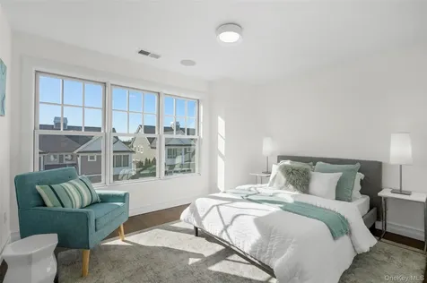 22 Hidden Ridge Court Scarsdale NY 10583