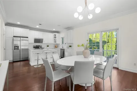 22 Hidden Ridge Court Scarsdale NY 10583