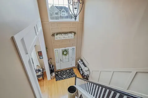 52 Shady View Crossing Manorville NY 11949