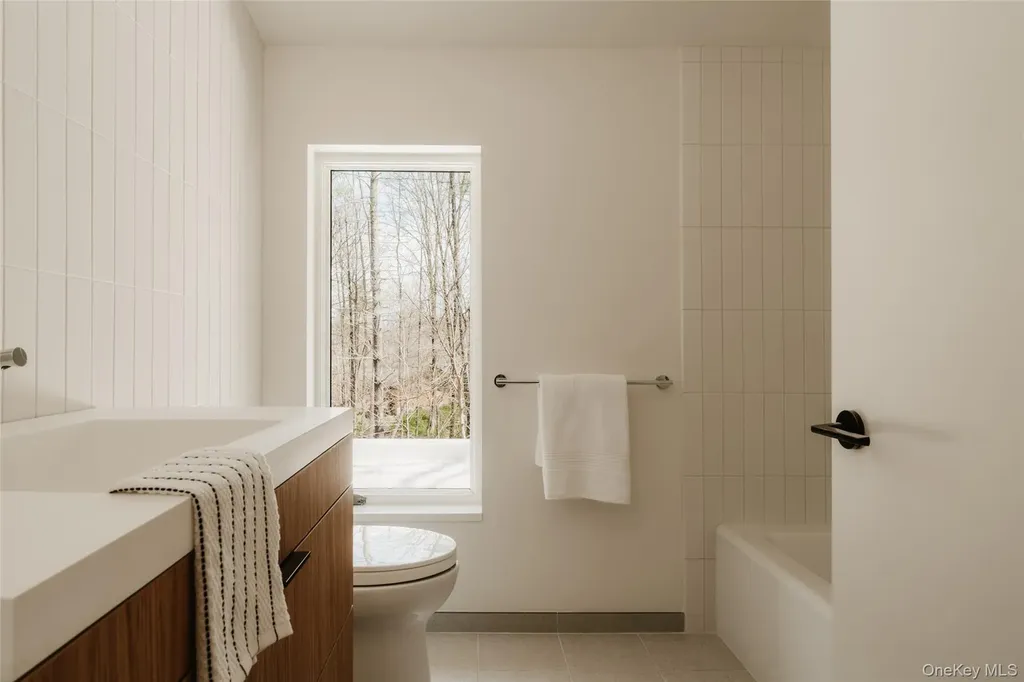 332 Mohonk Road High Falls NY 12440