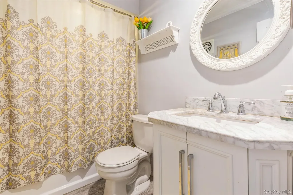 655 Middle Country Road Coram NY 11727