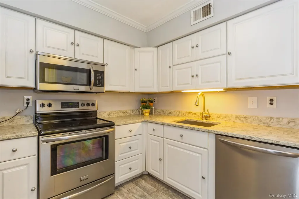 655 Middle Country Road Coram NY 11727