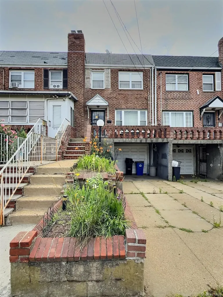 147-25 Brookville Boulevard Rosedale NY 11422
