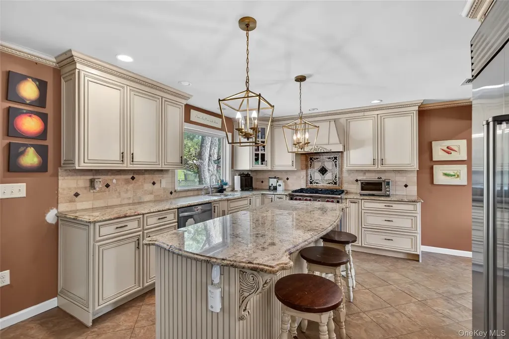 27 High Hill Avenue Warwick NY 10990