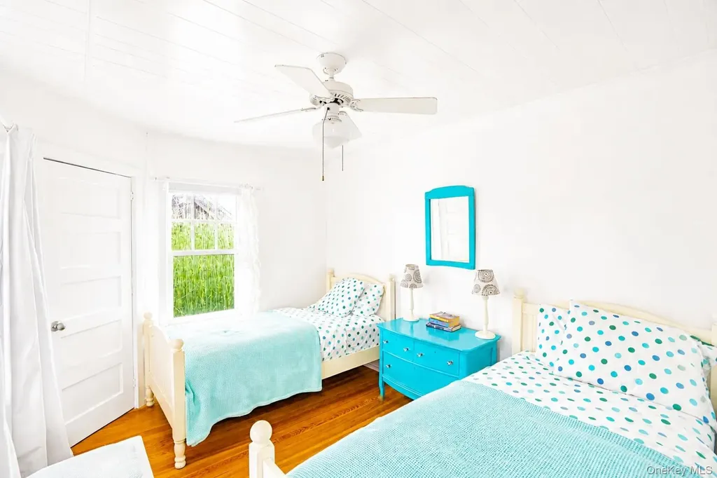 106 West Walk Saltaire NY 11706