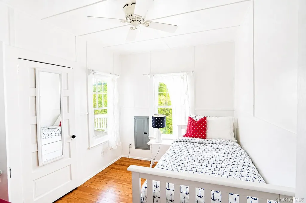 106 West Walk Saltaire NY 11706