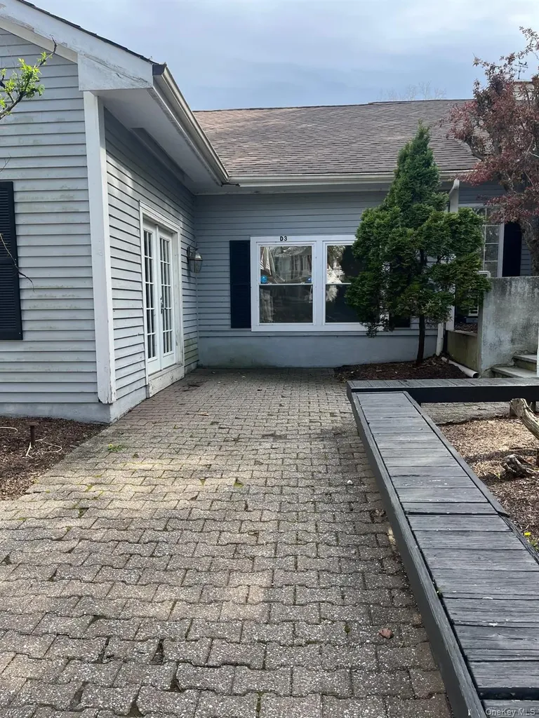62 Wood Road Chester NY 10918