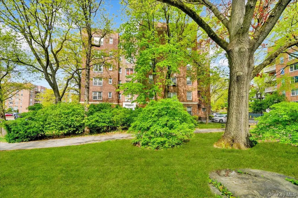 2600 Henry Hudson Parkway Bronx NY 10463