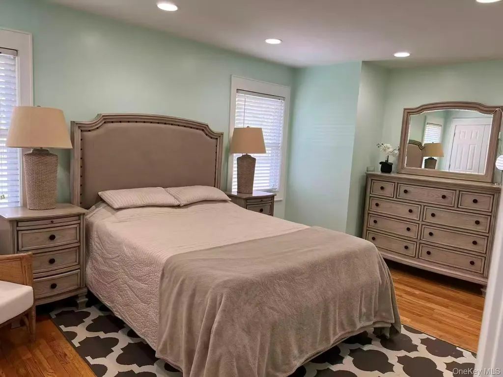 243 Jackson Avenue Syosset NY 11791