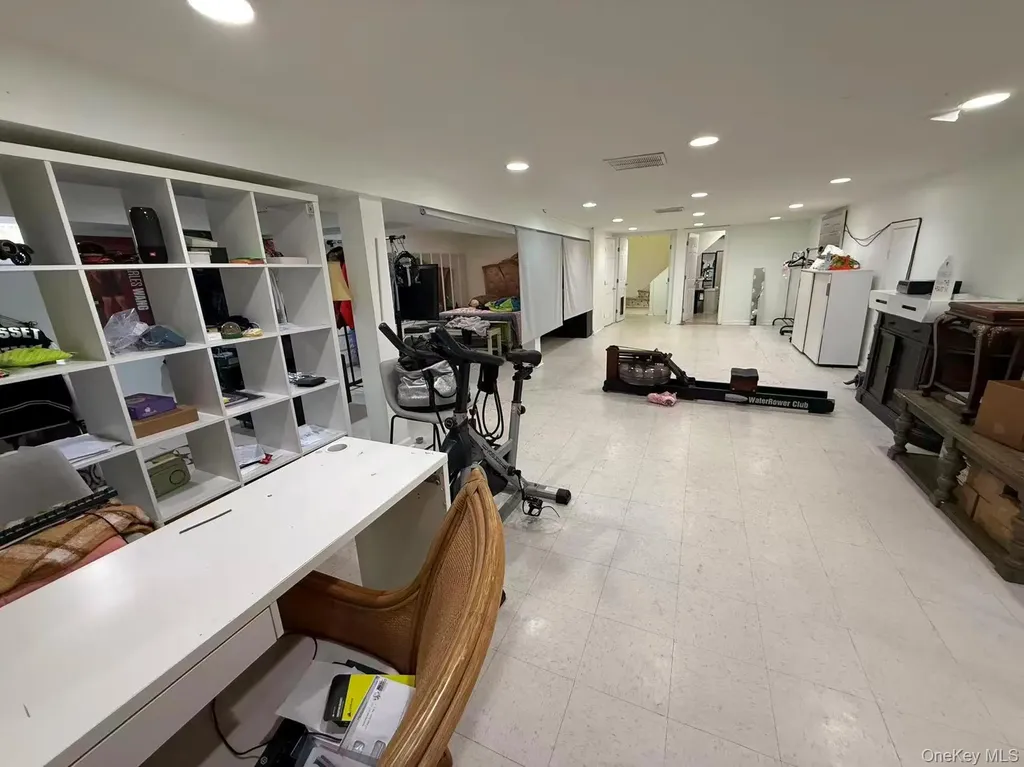 243 Jackson Avenue Syosset NY 11791
