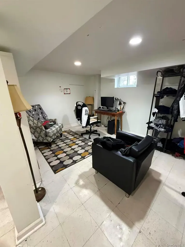 243 Jackson Avenue Syosset NY 11791