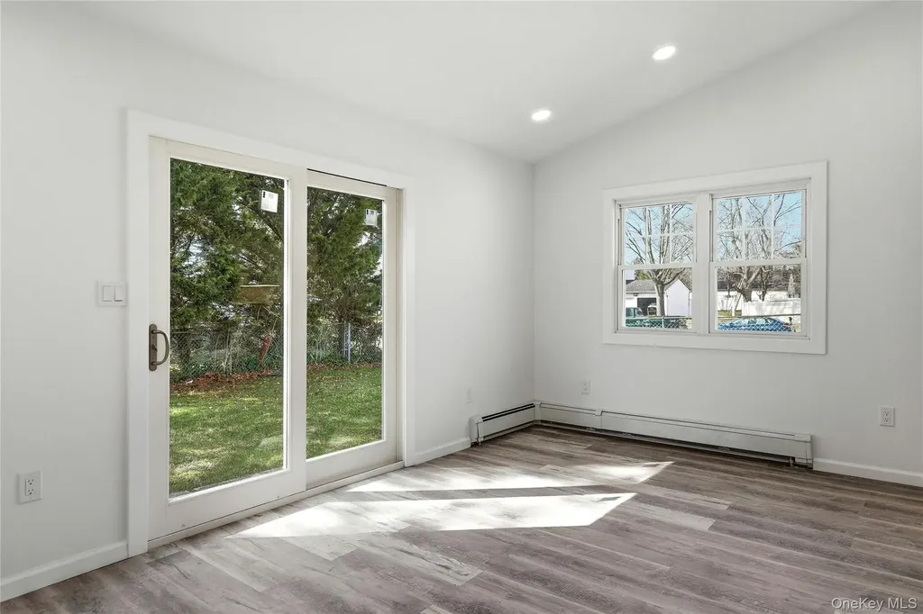 56 Pennaquid Road Coram NY 11727