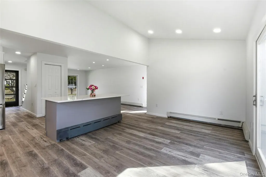 56 Pennaquid Road Coram NY 11727