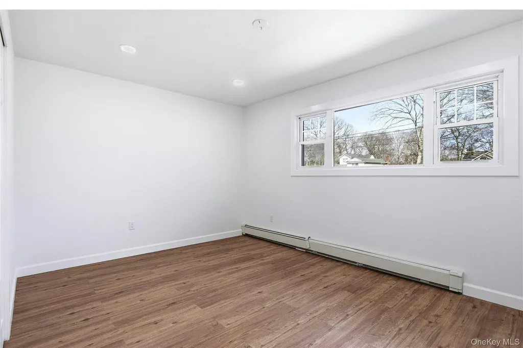 56 Pennaquid Road Coram NY 11727