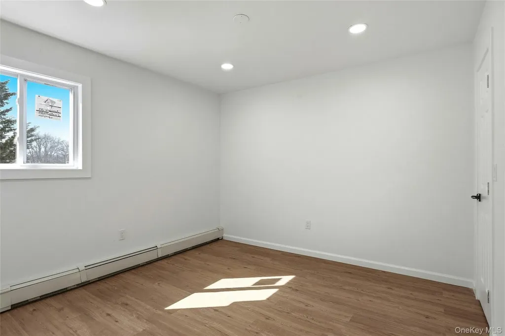 56 Pennaquid Road Coram NY 11727