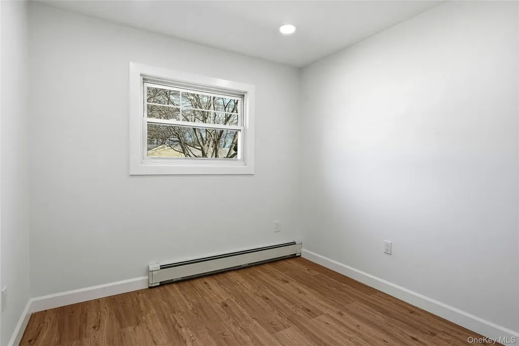 56 Pennaquid Road Coram NY 11727