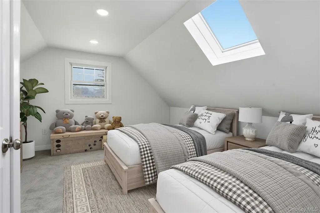 56 Pennaquid Road Coram NY 11727