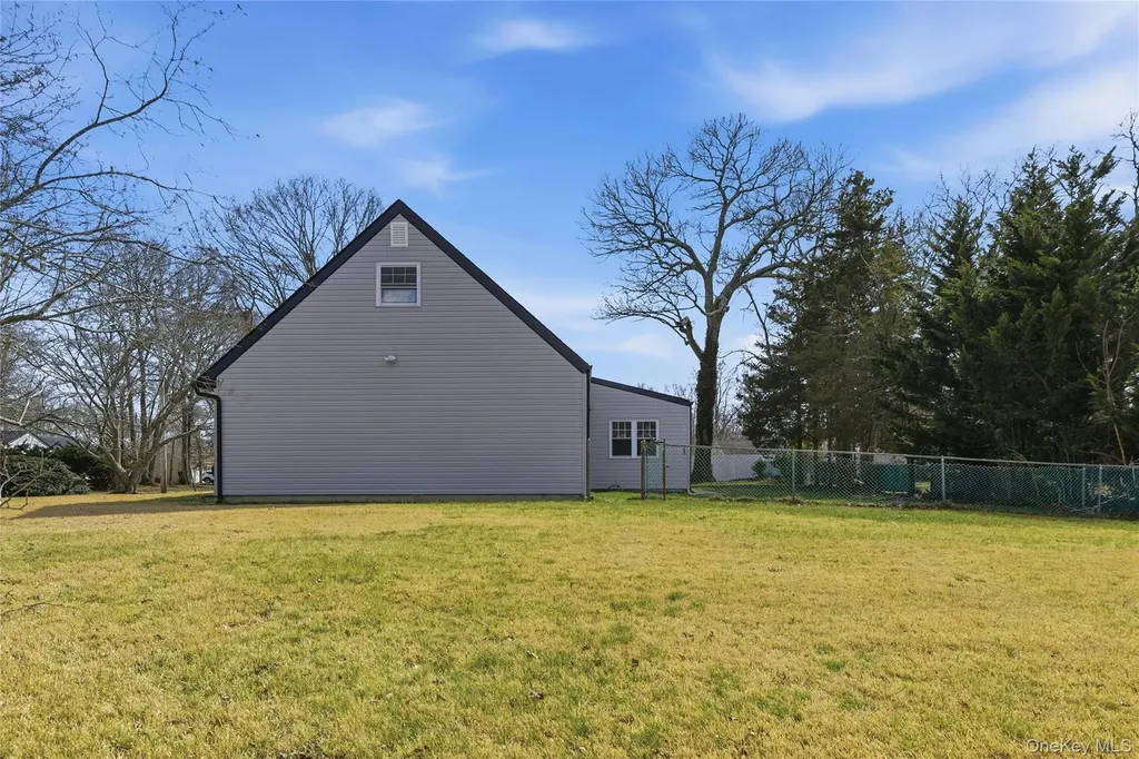 56 Pennaquid Road Coram NY 11727