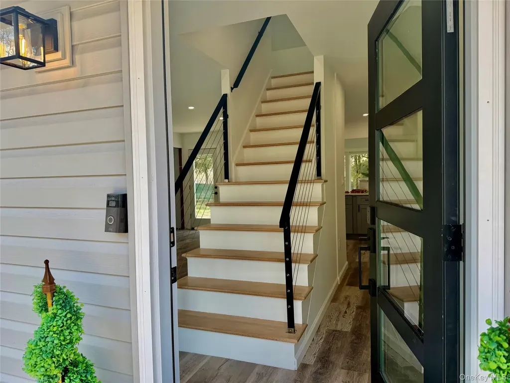 56 Pennaquid Road Coram NY 11727