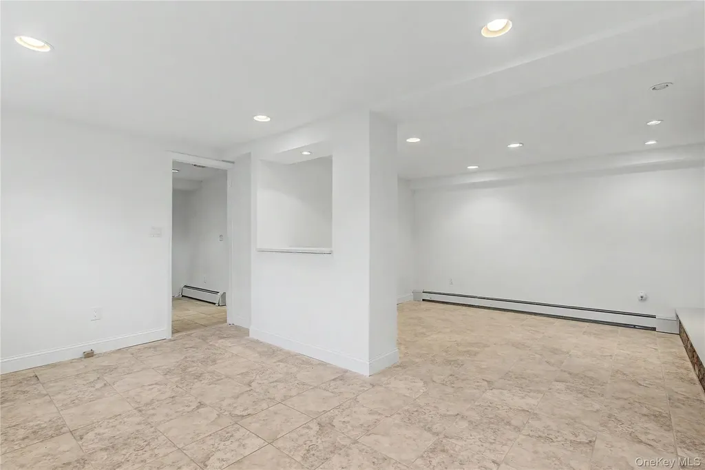 24 Richard Road Mahopac NY 10541