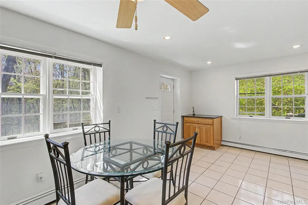24 Richard Road Mahopac NY 10541