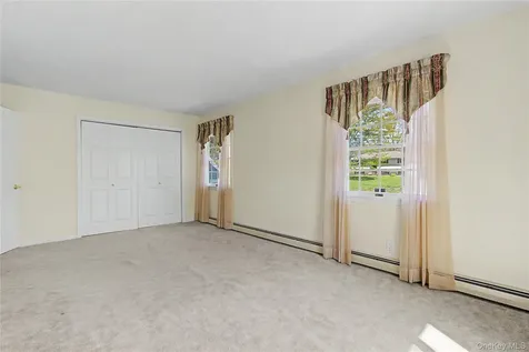 24 Richard Road Mahopac NY 10541