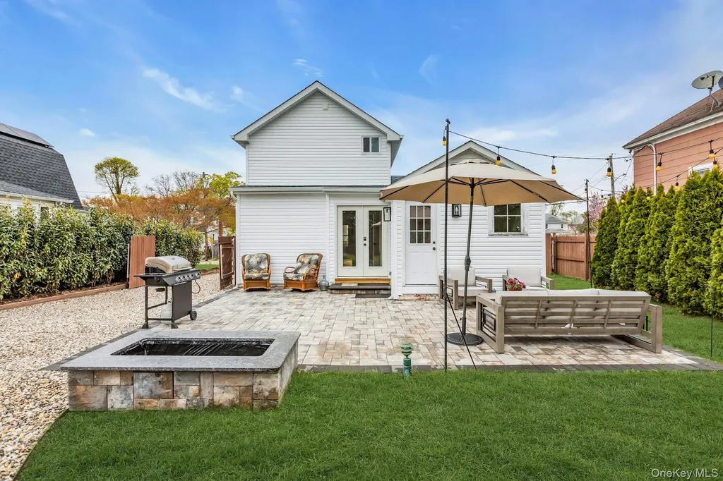 30 Liberty Street Patchogue NY 11772