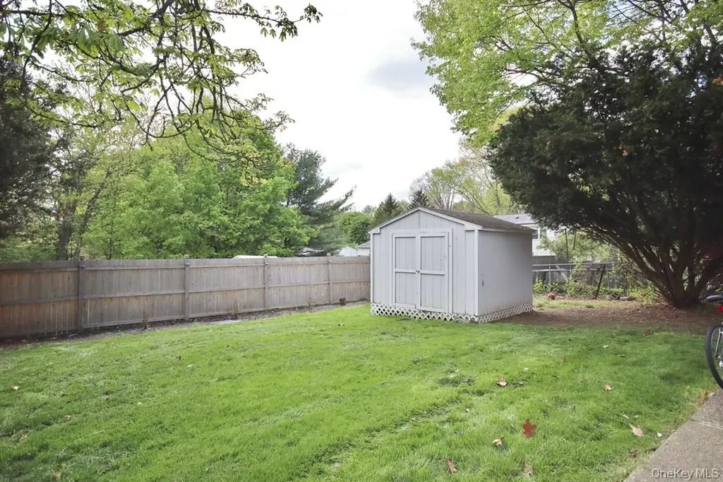 27 Cooper Drive Monroe NY 10950