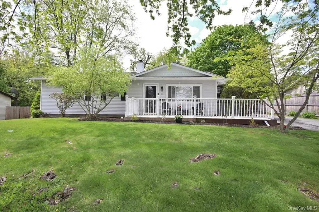 27 Cooper Drive Monroe NY 10950