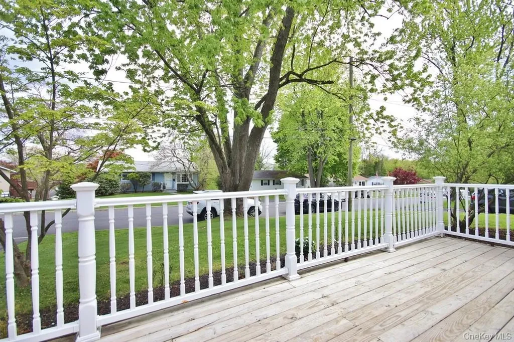 27 Cooper Drive Monroe NY 10950