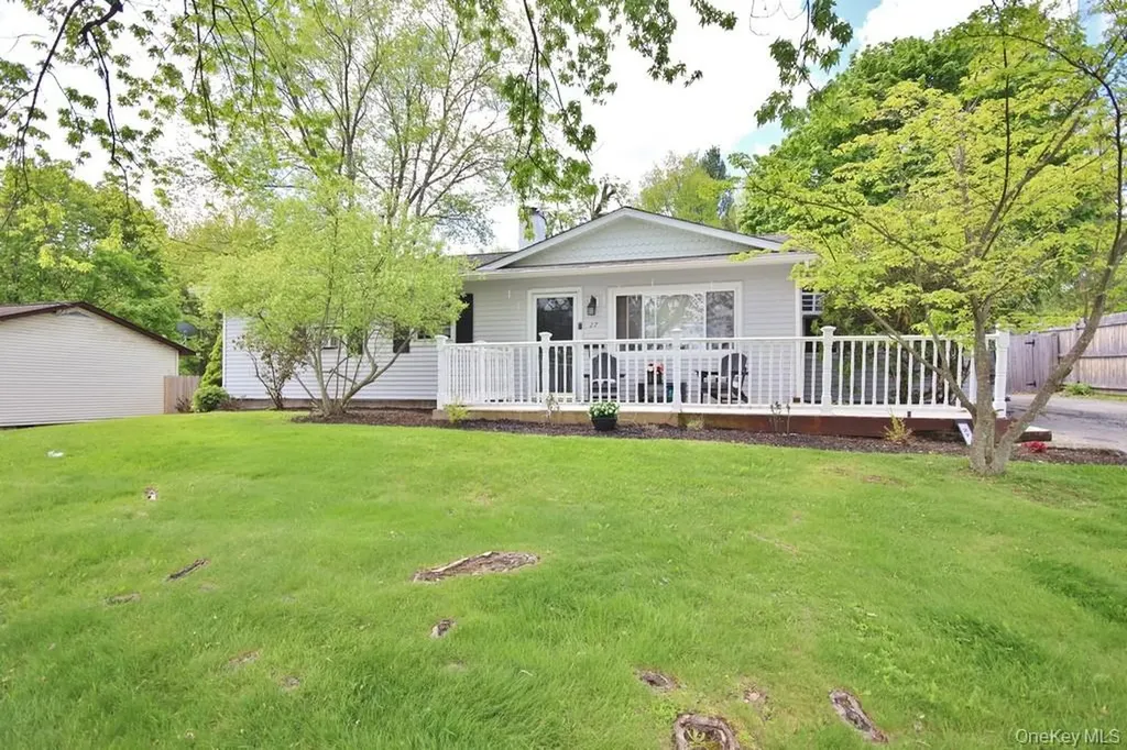 27 Cooper Drive Monroe NY 10950