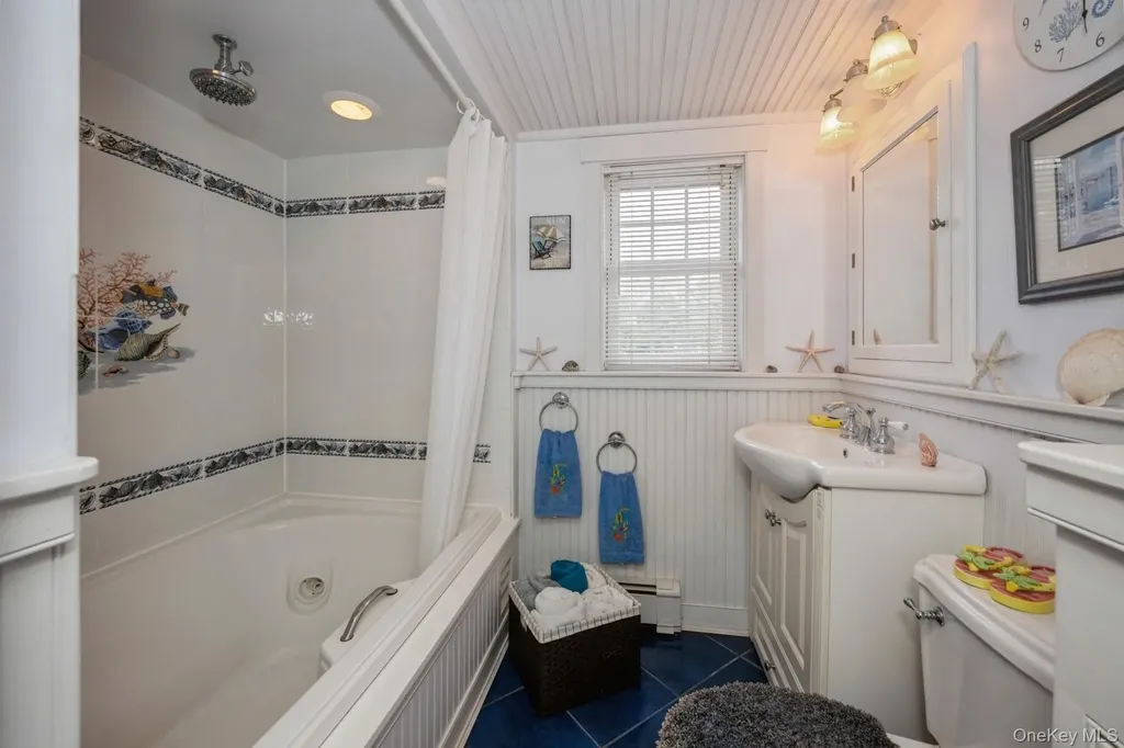 229 Springville Road Hampton Bays NY 11946