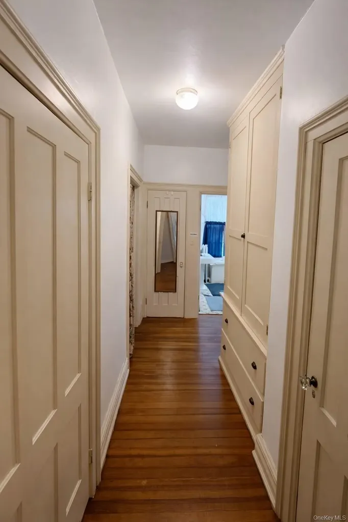 107 Whitehall Road Call Listing Agent NY 12209