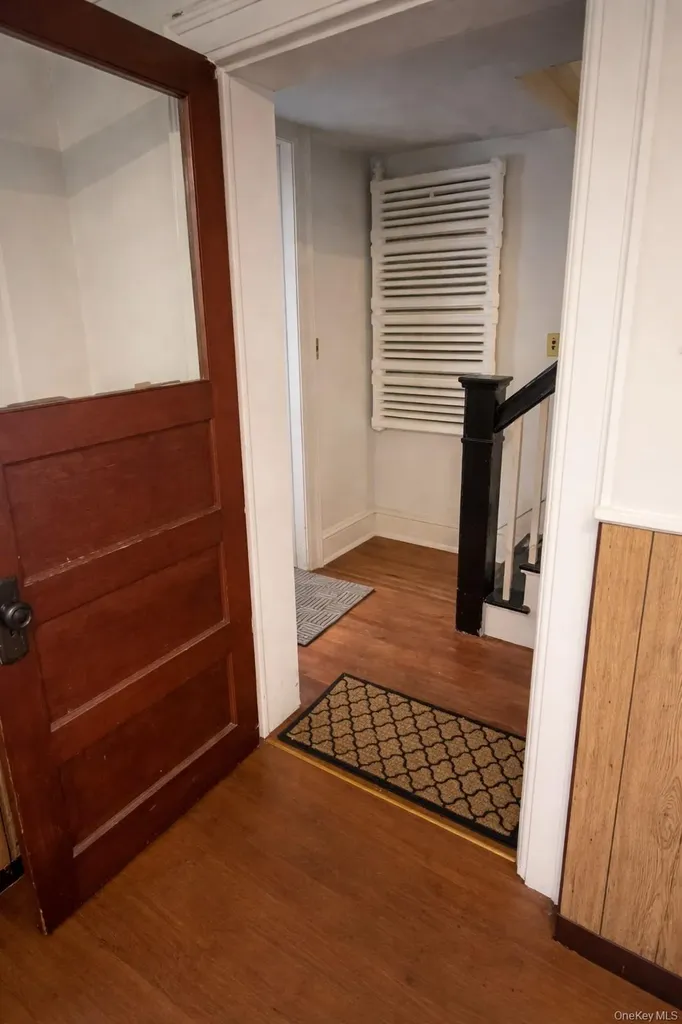 107 Whitehall Road Call Listing Agent NY 12209
