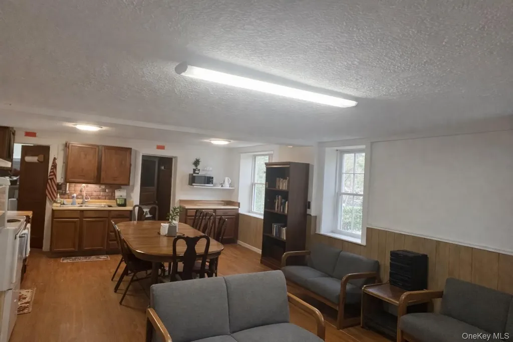 107 Whitehall Road Call Listing Agent NY 12209