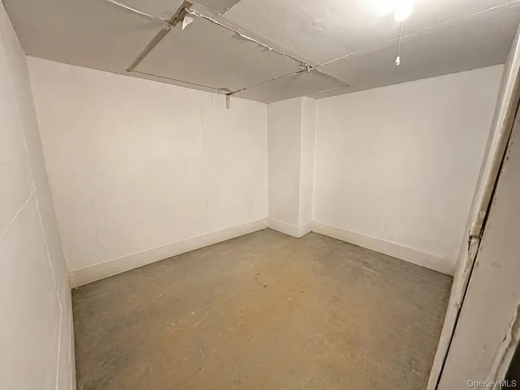 76 Jay Road Centereach NY 11720