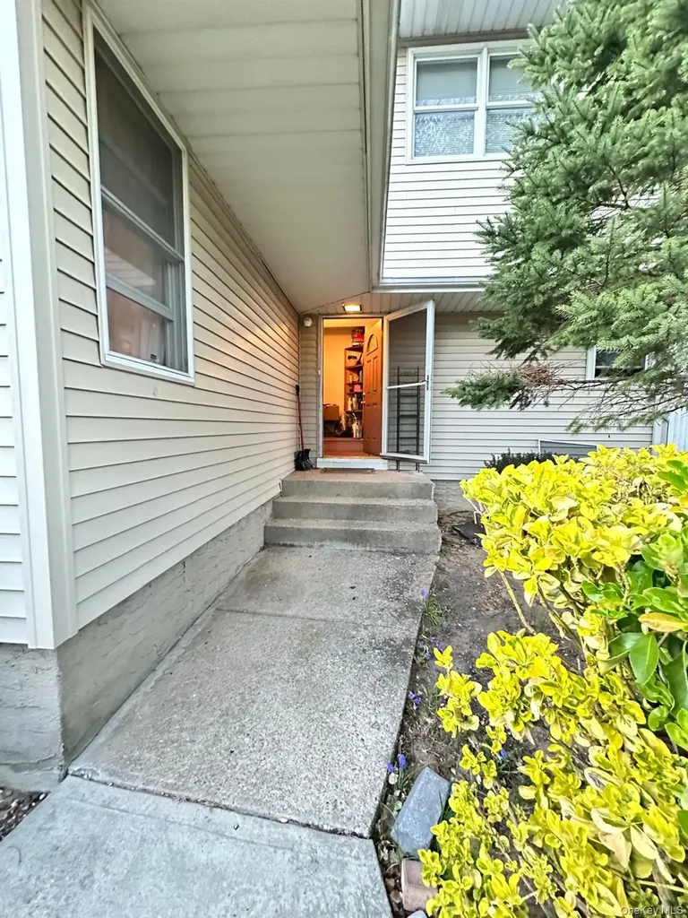 76 Jay Road Centereach NY 11720
