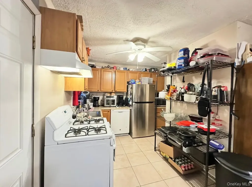 76 Jay Road Centereach NY 11720