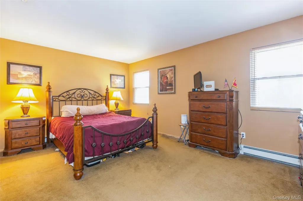 145 Bishop Lane Holbrook NY 11741