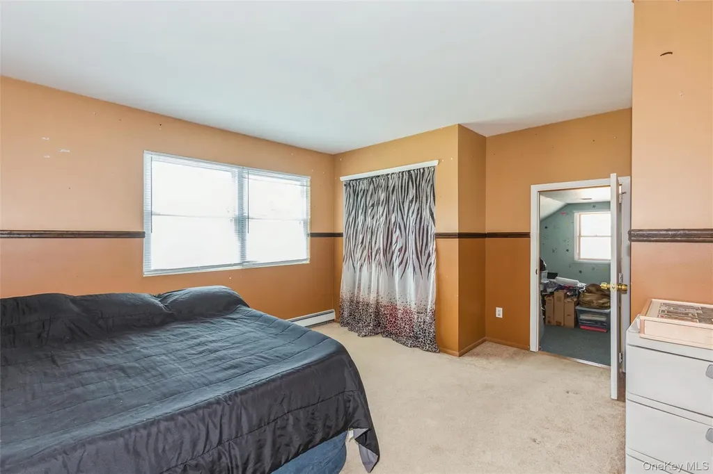 145 Bishop Lane Holbrook NY 11741