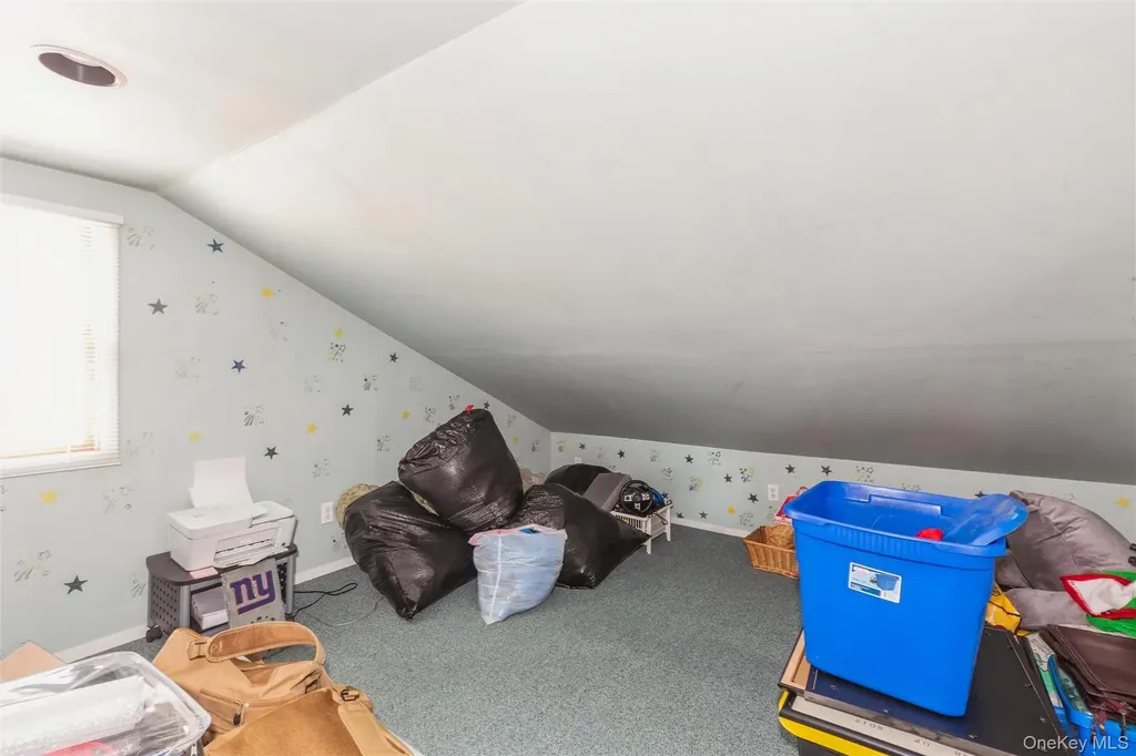 145 Bishop Lane Holbrook NY 11741