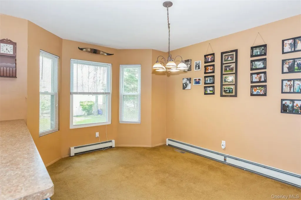 145 Bishop Lane Holbrook NY 11741