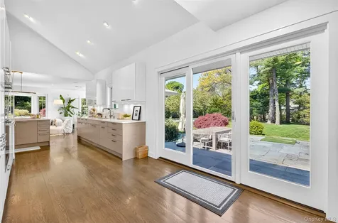 14 Ormond Park Road Glen Head NY 11545
