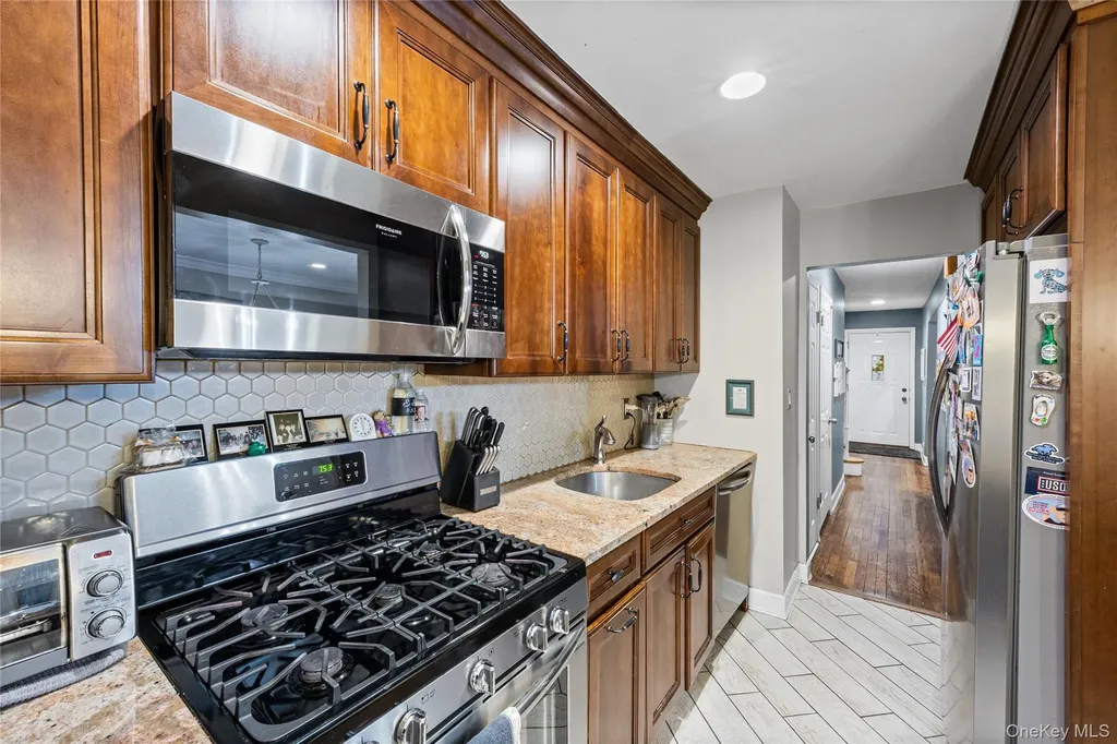 3530 Long Beach Road Oceanside NY 11572