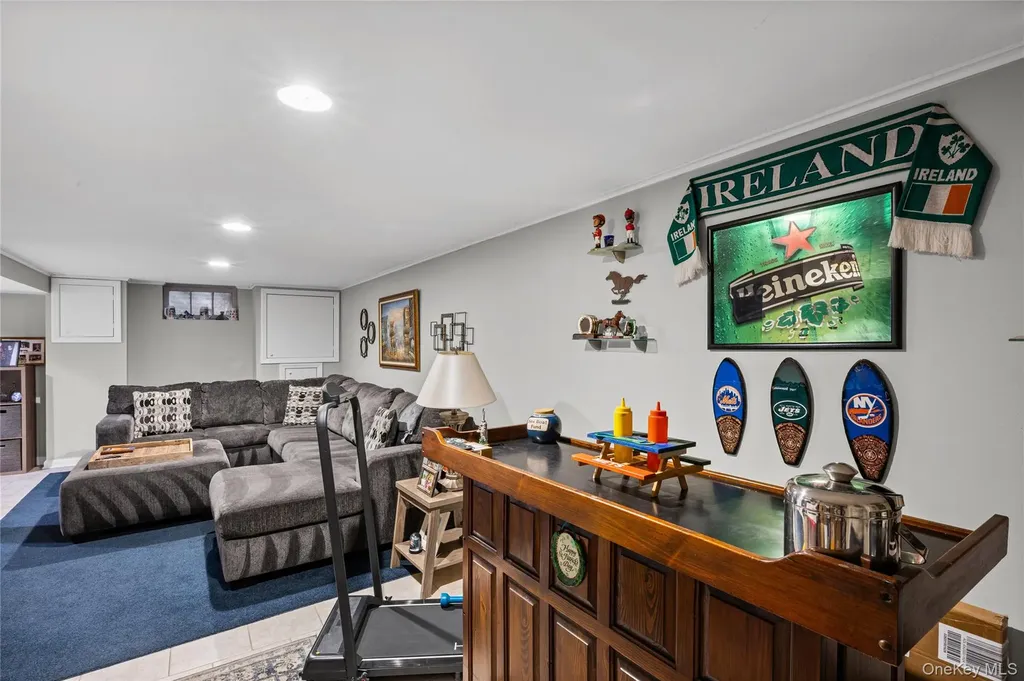 3530 Long Beach Road Oceanside NY 11572