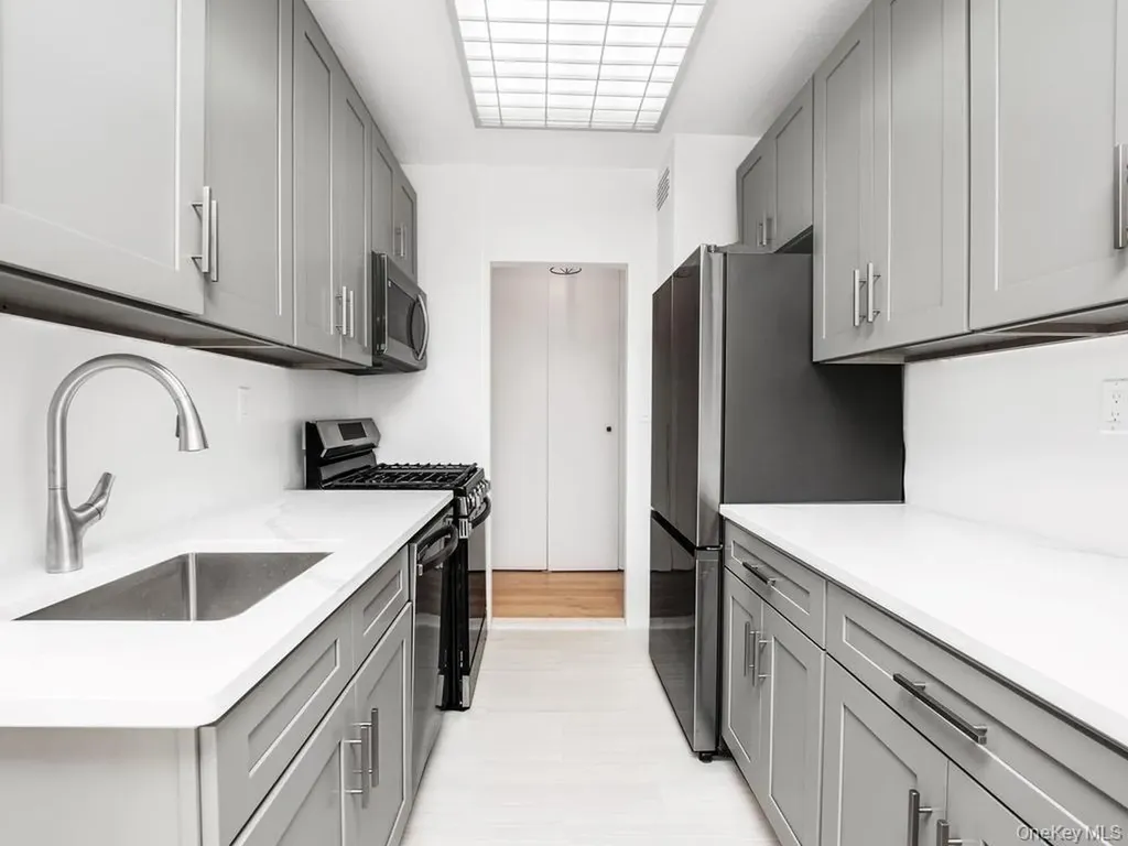 2400 Johnson Avenue Bronx NY 10463