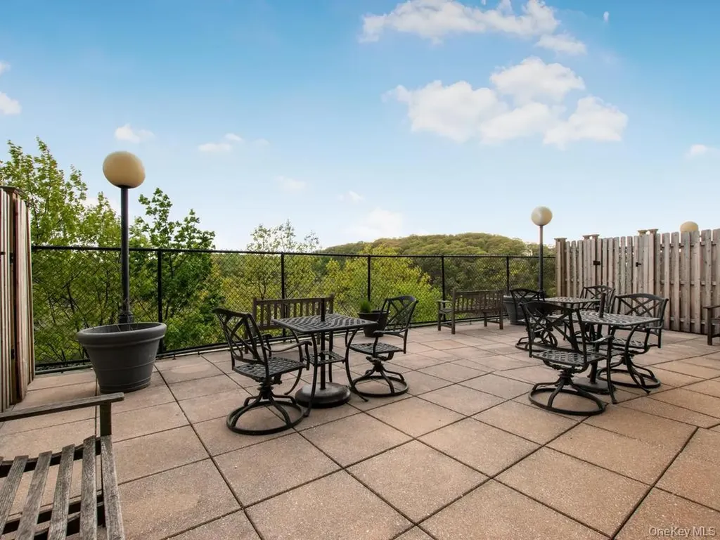 2400 Johnson Avenue Bronx NY 10463
